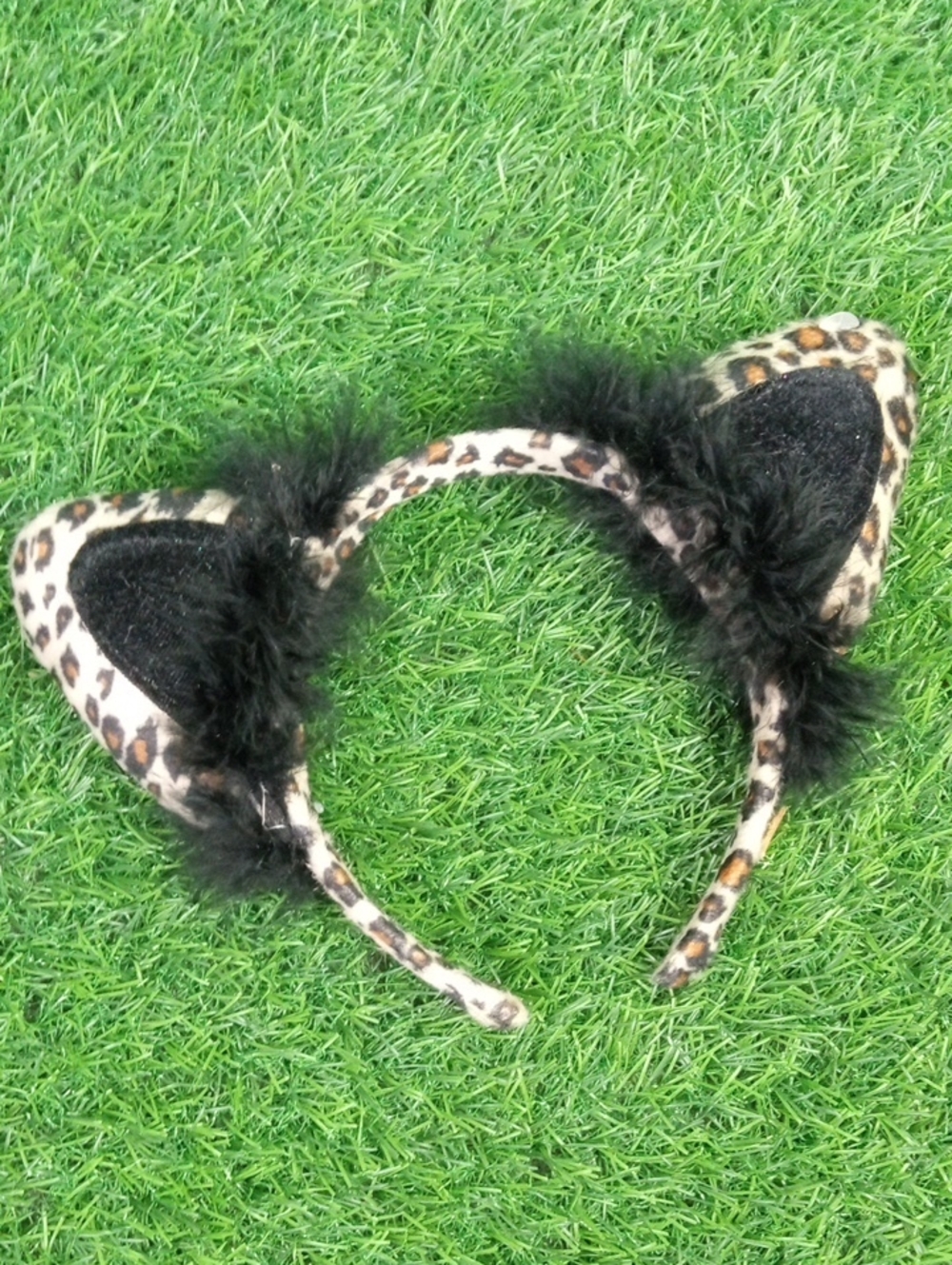 💩🍒 Walgreens Leopard Cat Ear Headband